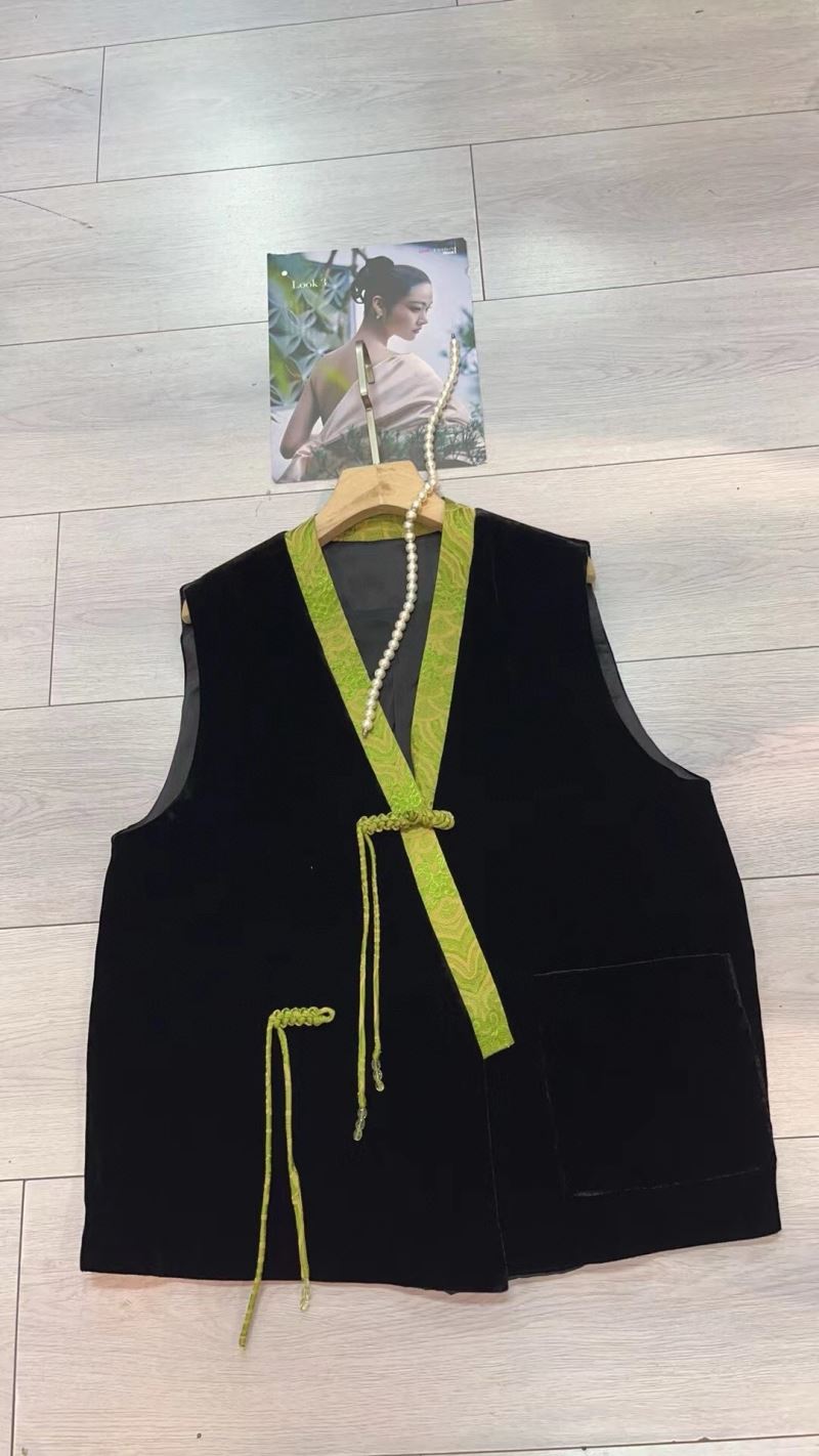 Christian Dior Vest